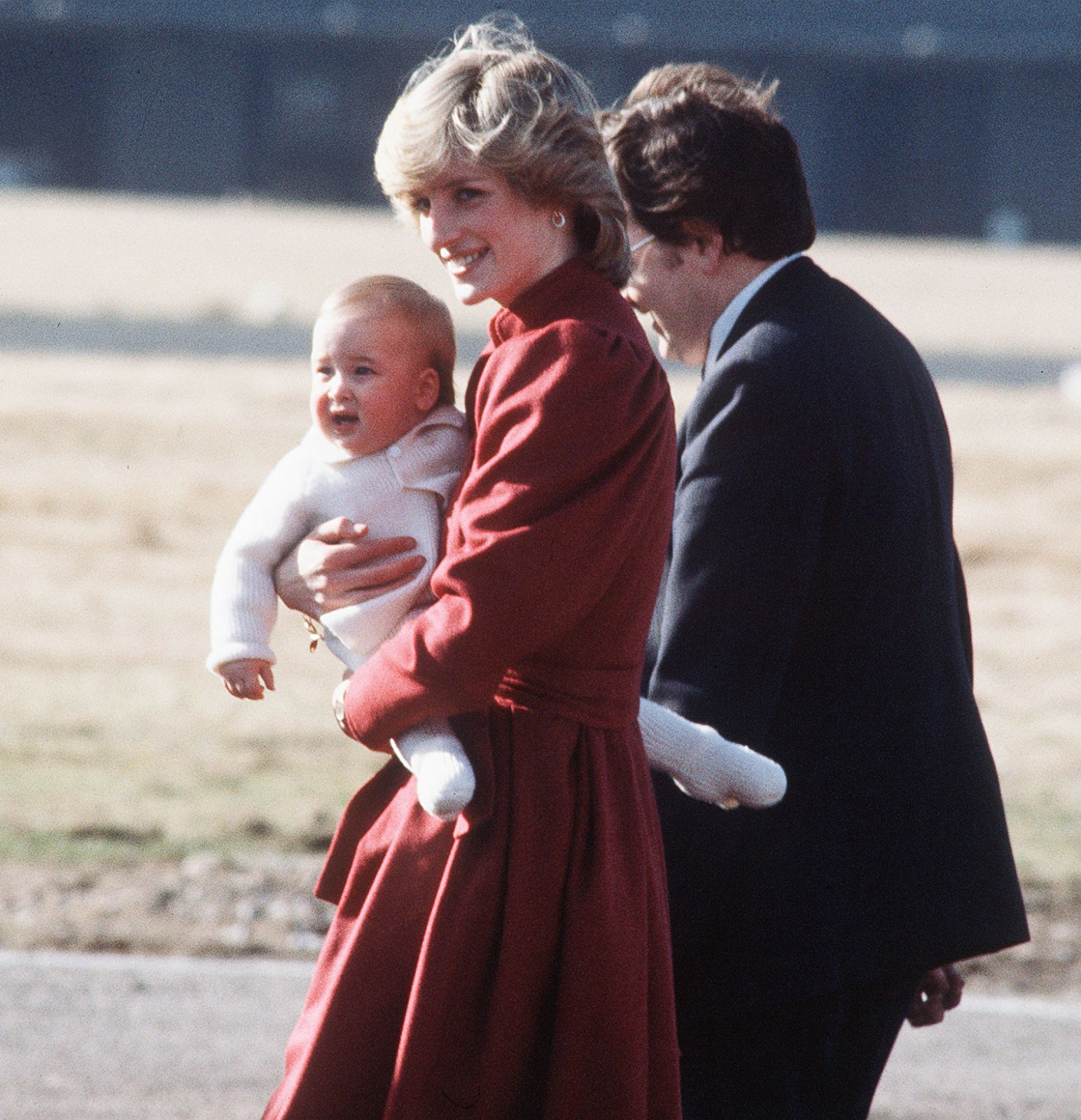 Princess Diana Dresses Up For Auction Photos - ABC News