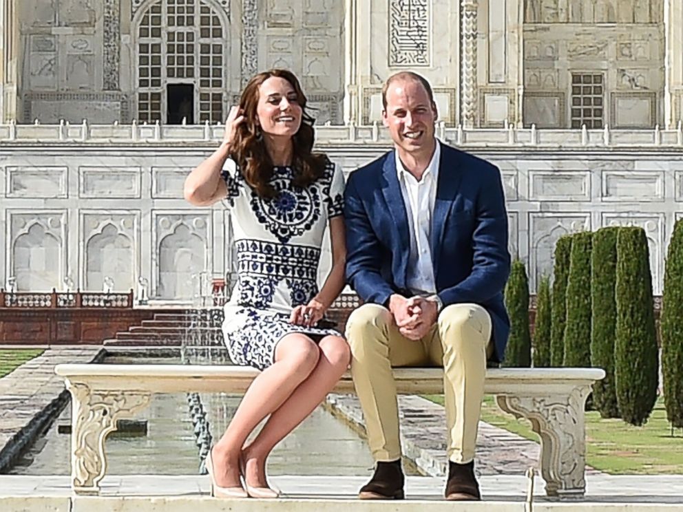 PHOTO: Britains Prince William, Duke of Cambridge, and Catherine, Duchess of Cambridge, pose at The Taj Mahal in India on April 16, 2016.