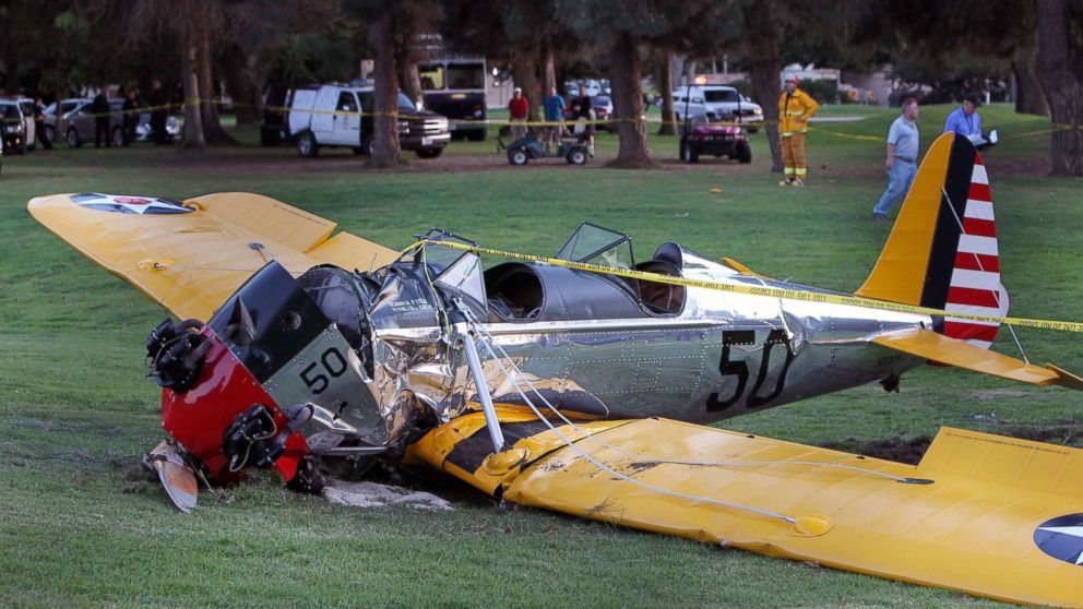 PHOTO: A general view at the Penmar Golf Course after a single-engine plane piloted by actor Harrison Ford crashed on March 5, 2015 in Venice, California. 