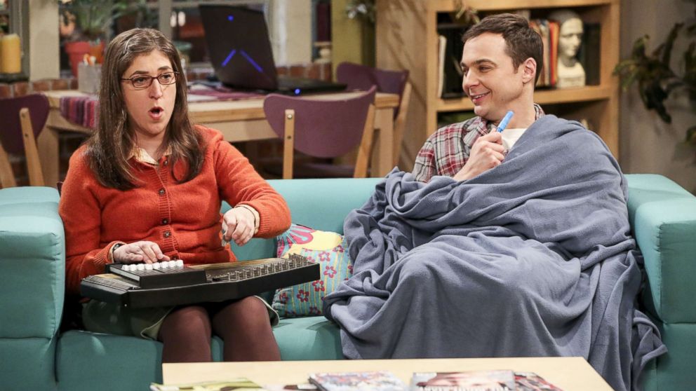 krystal uren himmel Big Bang Theory' star Mayim Bialik says she returned to acting because she  needed health insurance - ABC News