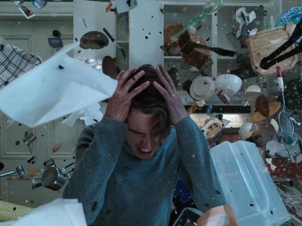 PHOTO: Dan Stevens in Legion.