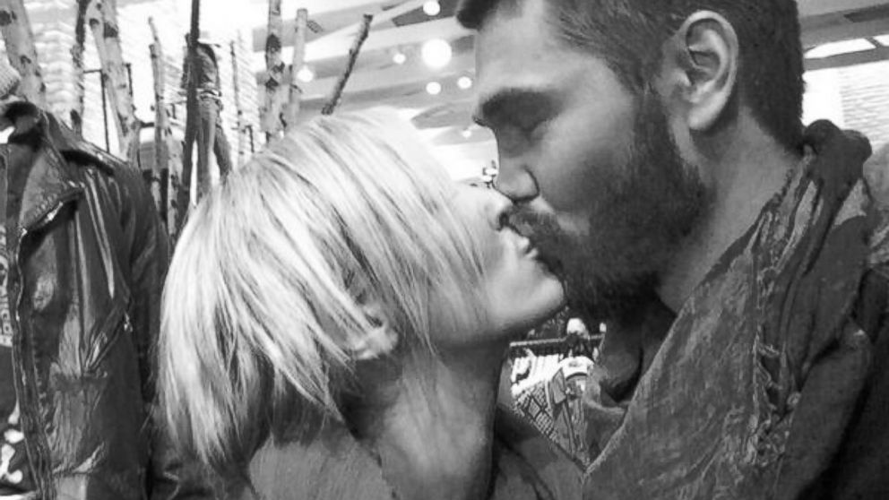 Chad Michael Murray tweeted this image with his girlfriend, Nicky Whelan, Oct. 30, 2013.