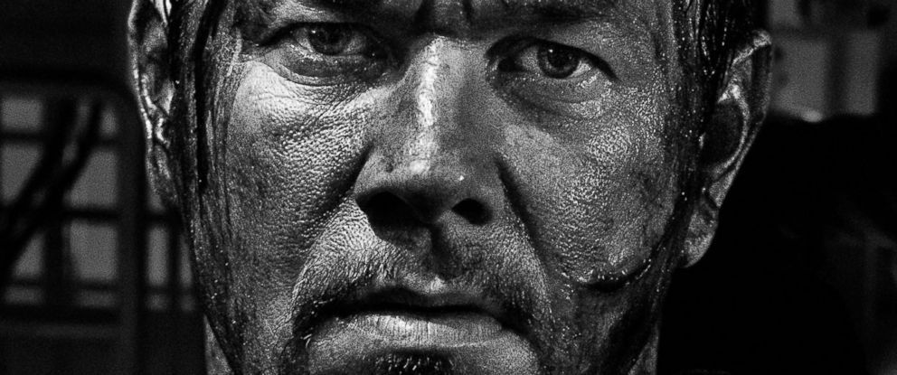 First Look at 'Deepwater Horizon' Starring Mark Wahlberg - ABC News