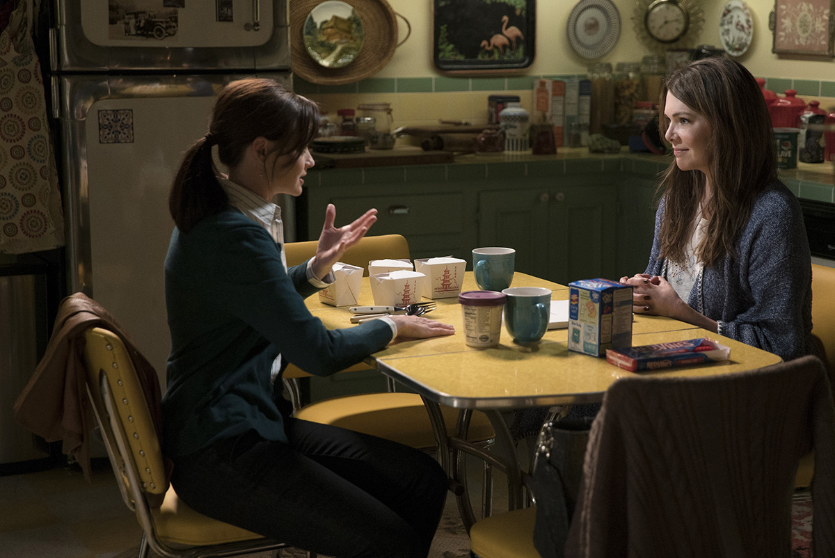 PHOTO: Alexis Bledel and Lauren Graham star in Netflix's Gilmore Girl's: A Year in the Life.