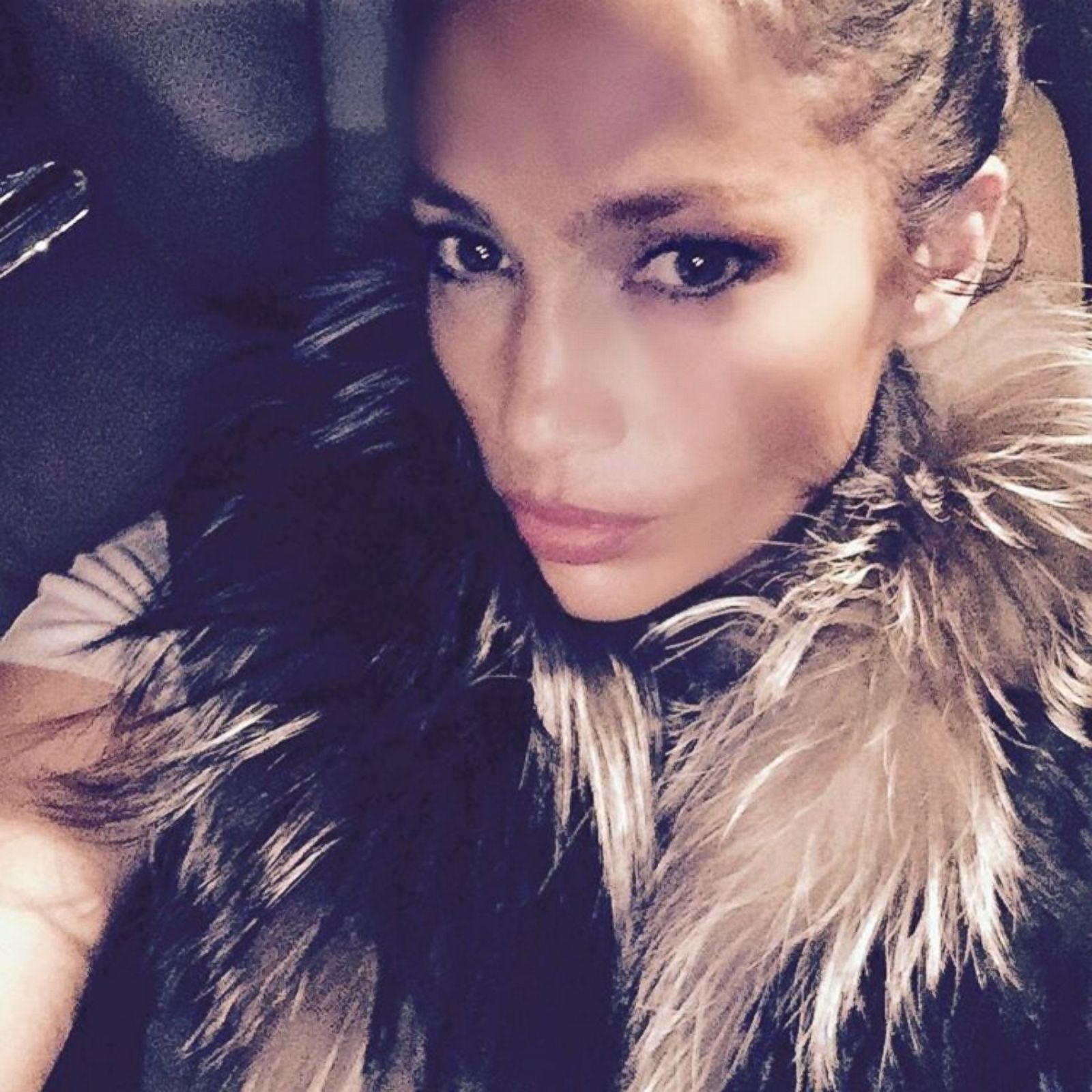 Jennifer Lopez Shares A Sultry Selfie Picture Celebrities On Social