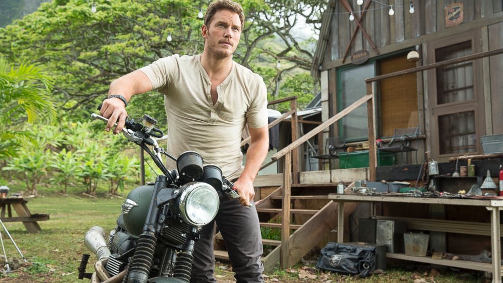 PHOTO: Chris Pratt stars in "Jurassic World."