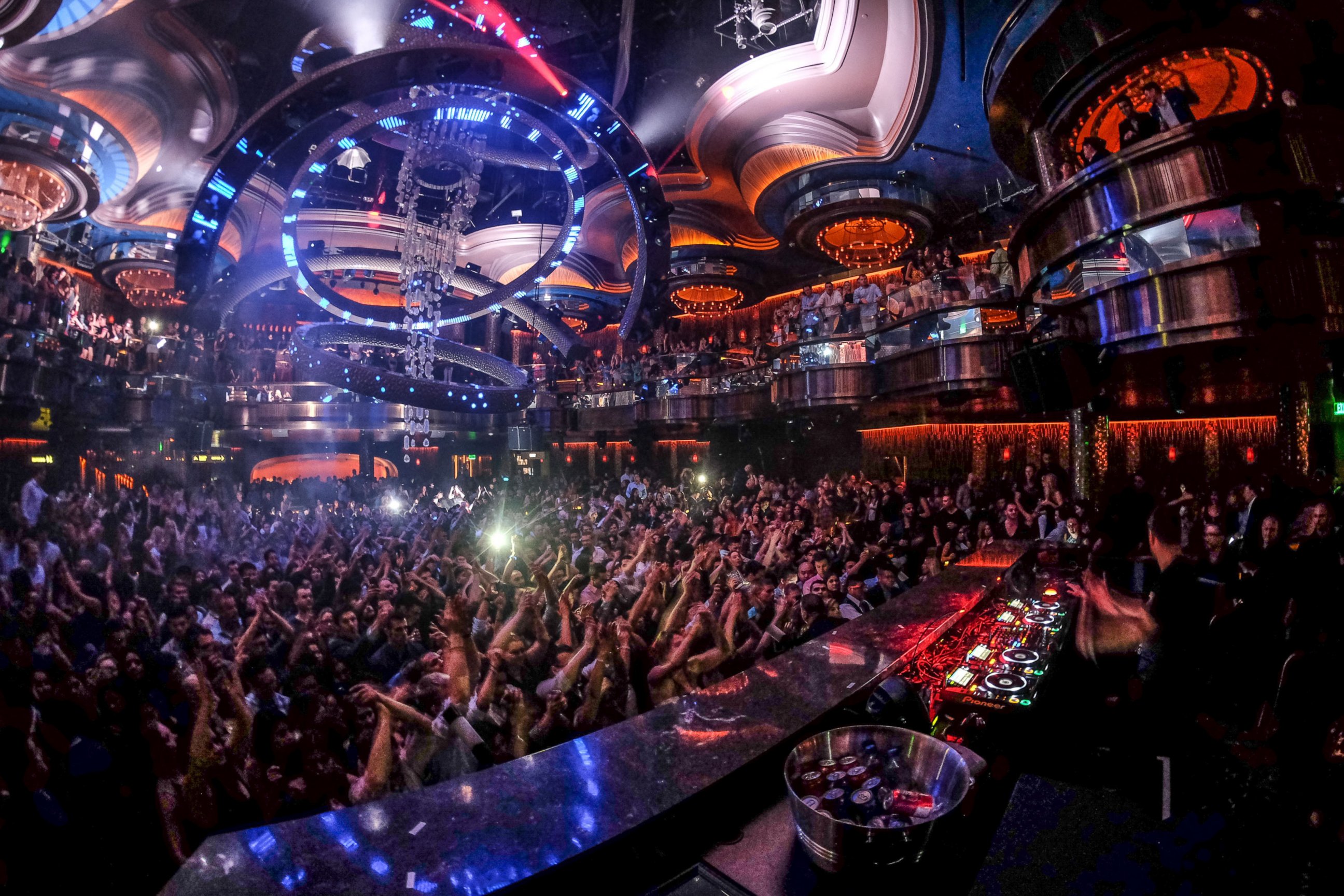 PHOTO: A general view of the OMNIA Nightclub in Ceasar's Palace in Las Vegas during Justin Bieber's 21st birthday party on March 14, 2015.