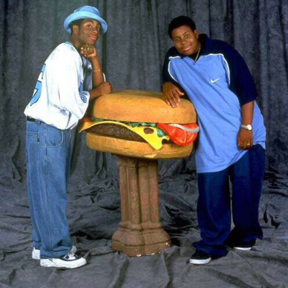 PHOTO: Kel Mitchell poses with his "Kenan & Kel" co-star Kenan Thompson.