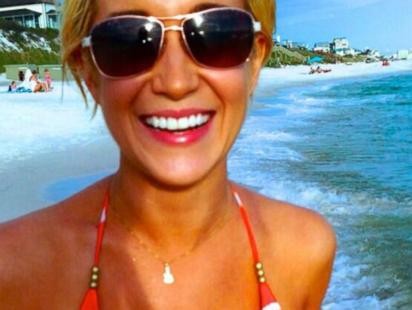 Kellie Pickler Shows Off Her Beach Bod