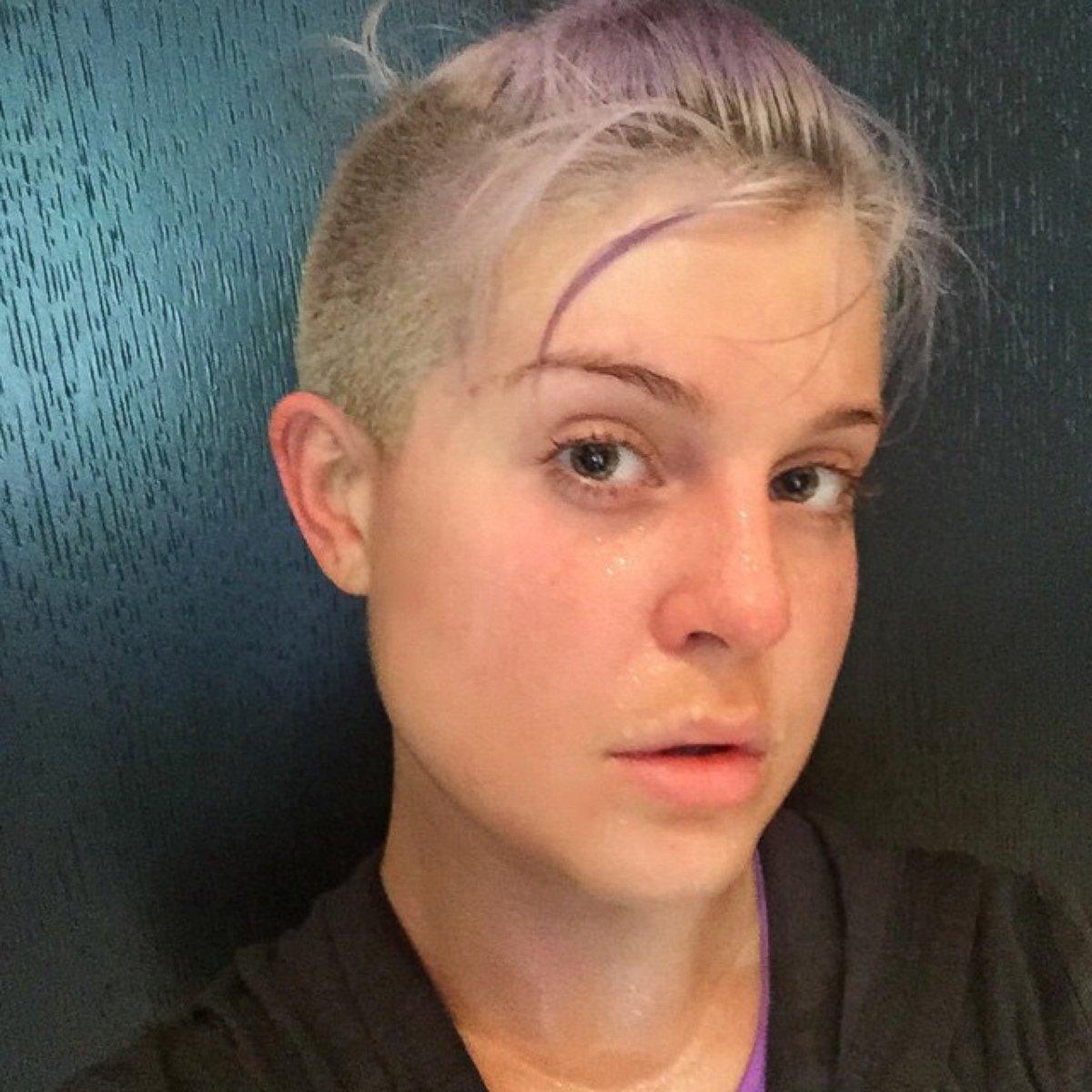 Kelly Osbourne Goes Barefaced to the Gym Picture | Celebrities Without Makeup - ABC News