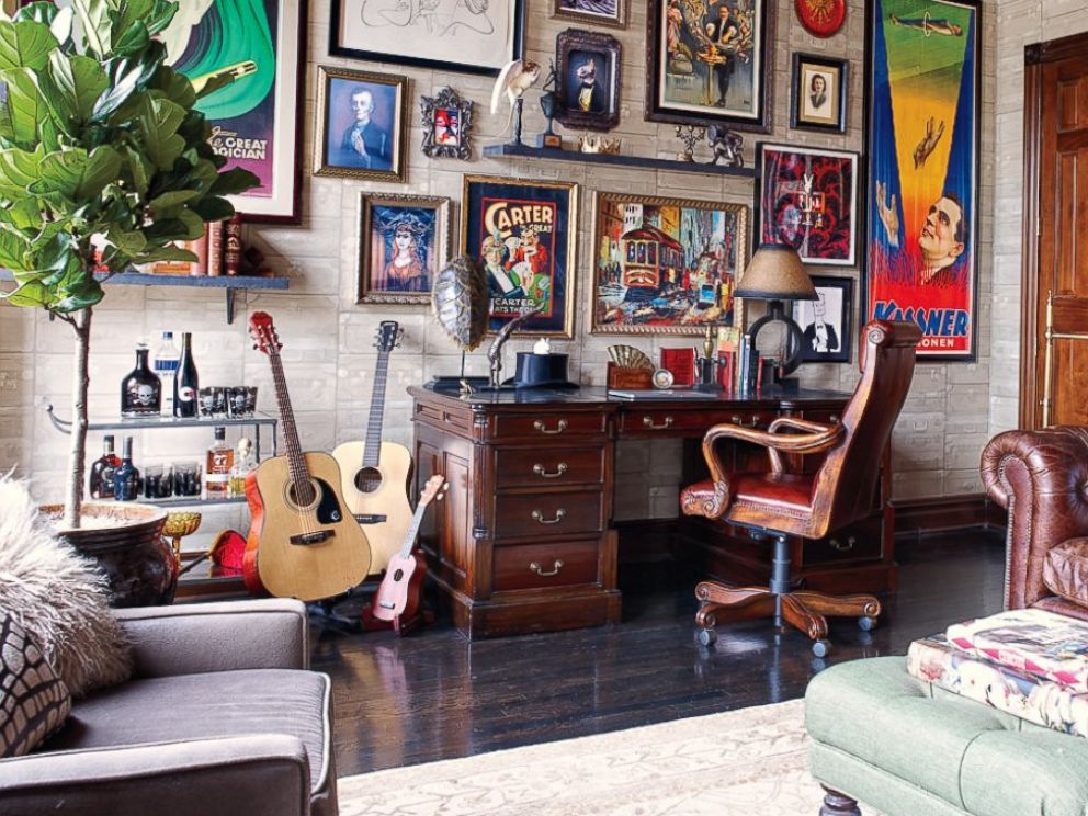 PHOTO: One of the rooms of Neil Patrick Harris and David Burtka's home that is featured in Architectural Digest.