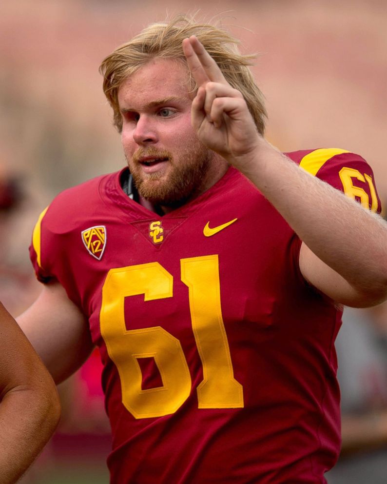 Blind Usc Senior Walks The Football Field For The Last Time As A Images, Photos, Reviews