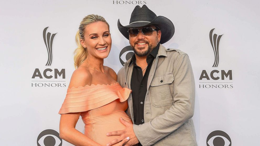 Brittany Kerr (L) and Jason Aldean attend the 11th Annual ACM Honors at the Ryman Auditorium, Aug. 23, 2017 in Nashville, Tenn.