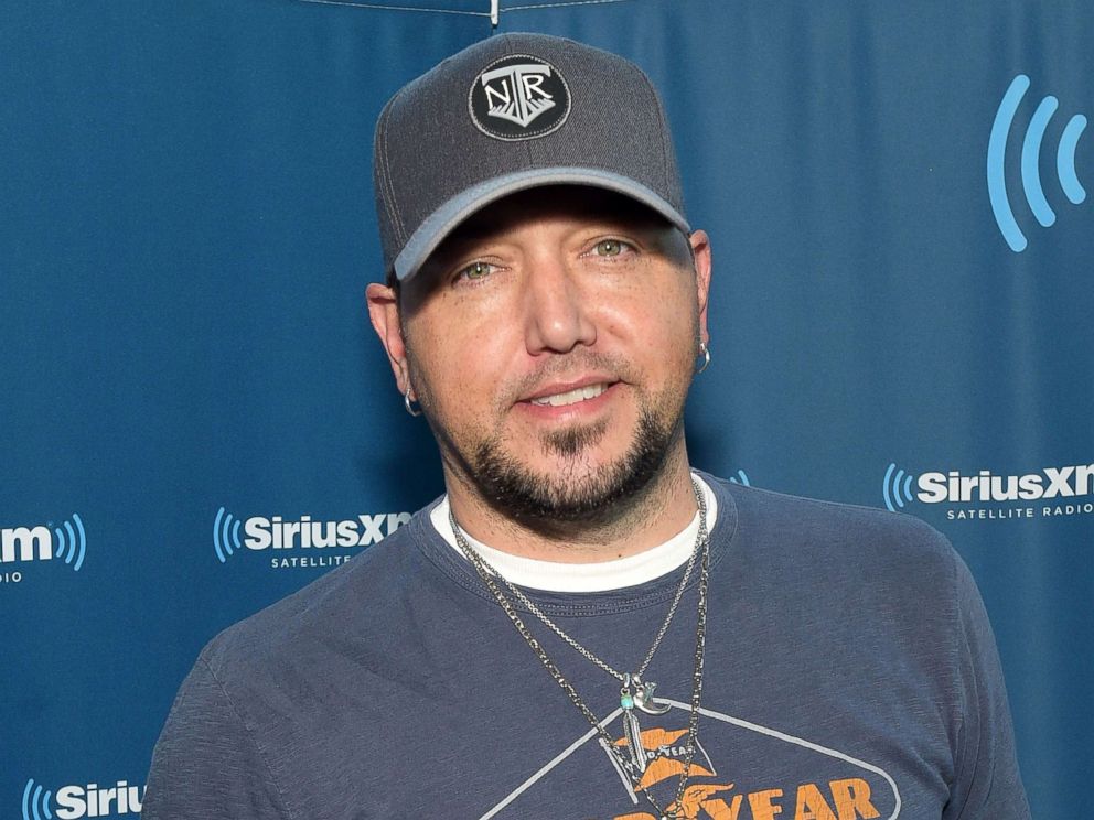 Country Singer Jason Aldean Releases 1st New Music Since Las Vegas