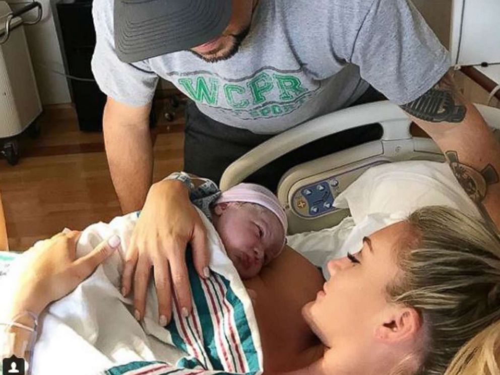 PHOTO: Jason Aldean posted this photo of his wife and newborn son to his Instagram account, Dec. 1, 2017.