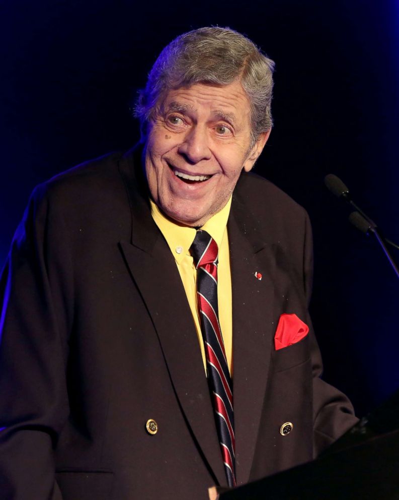 PHOTO: Jerry Lewis accepts the 2015 Casino Entertainment Legend Award at Global Gaming Expo's (G2E) Casino Entertainment Awards, Sept. 30, 2015, in Las Vegas.