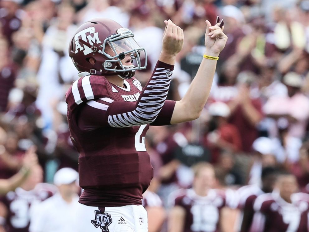 PHOTO: Johnny Manziel #2 of the Texas A&M Aggies celebrates a third quarter touchdown during the game against the Rice Owls at Kyle Field in this Aug. 31, 2013 file photo in College Station, Texas.