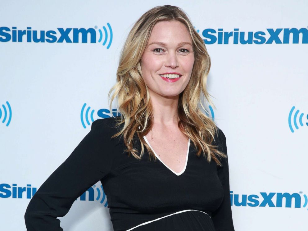 PHOTO: Julia Stiles visits at SiriusXM Studios, Sept. 15, 2017 in New York City.