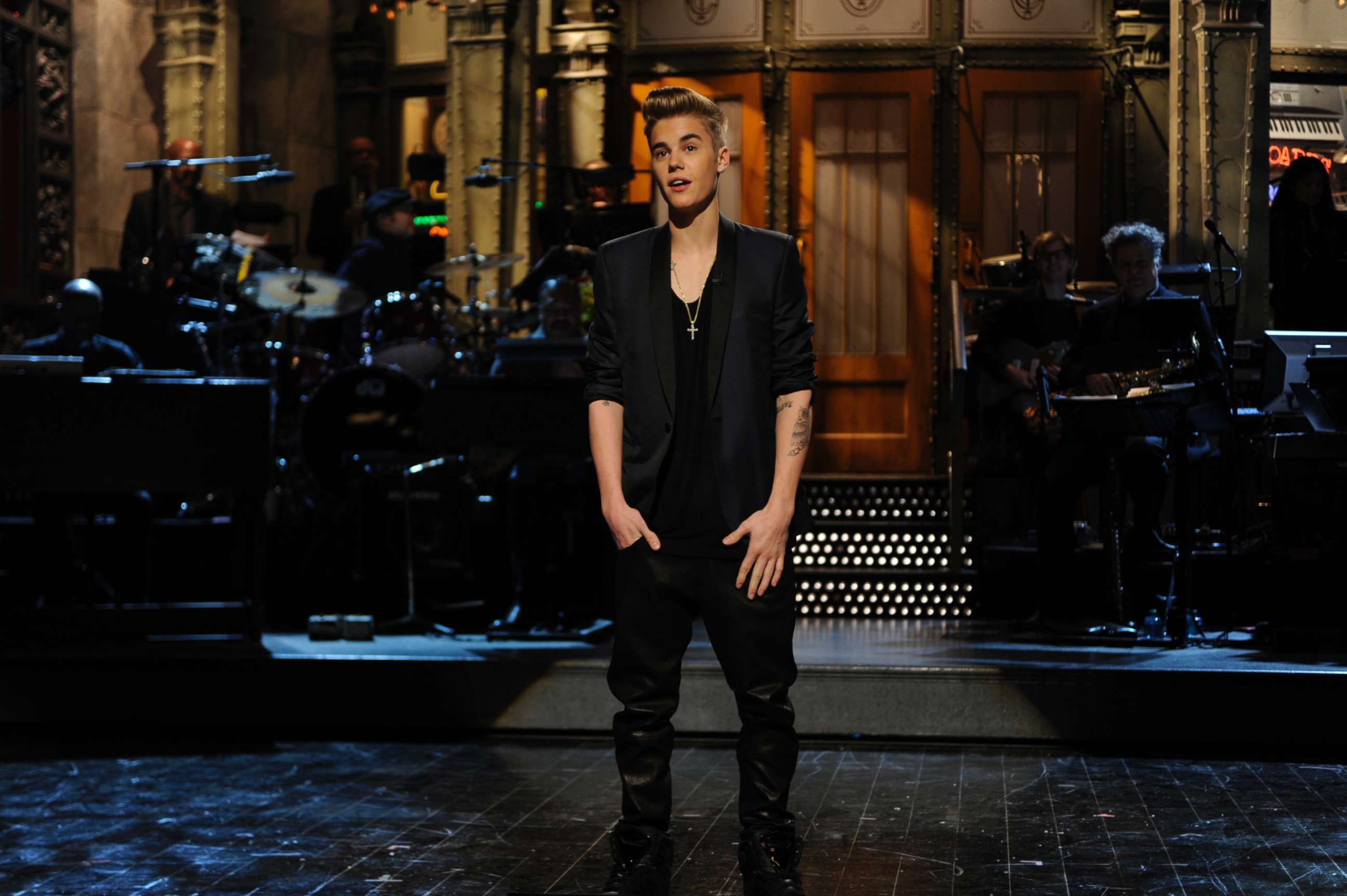 PHOTO: Justin Beiber hosts "Saturday Night Live," Feb. 9, 2013.