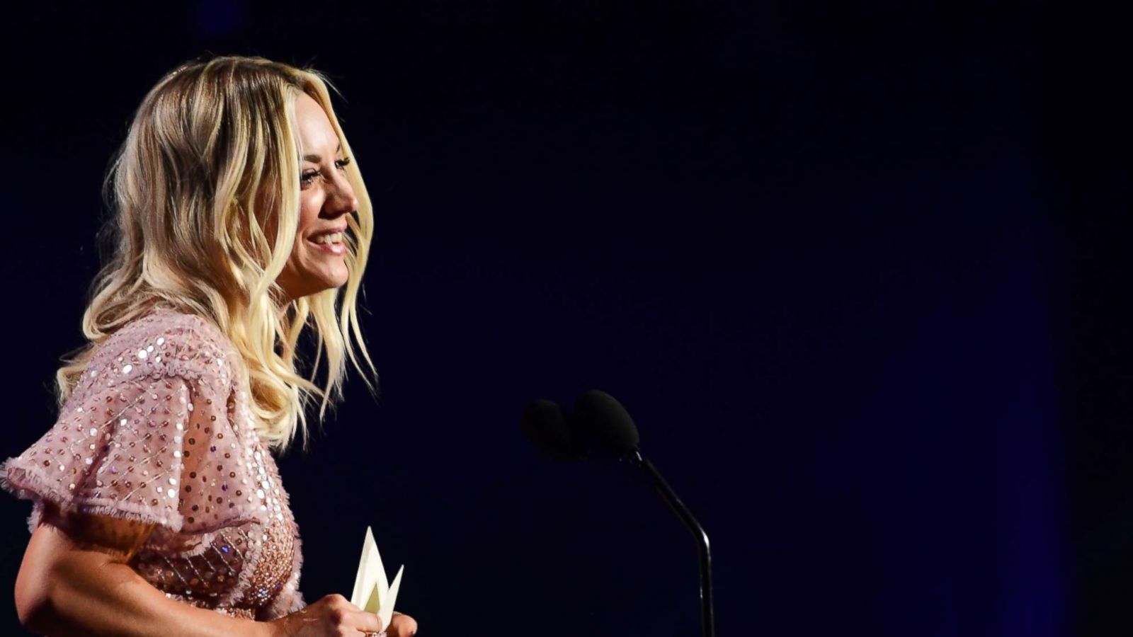 PHOTO: Actor Kaley Cuoco speaks onstage during The 23rd Annual Critics' Choice Awards at Barker Hangar, Jan. 11, 2018, in Santa Monica, Calif.