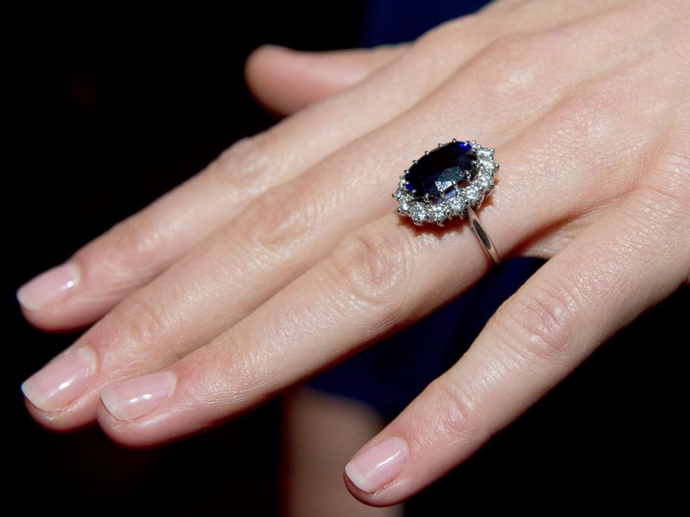 All the details of Meghan Markle s engagement  ring  from 