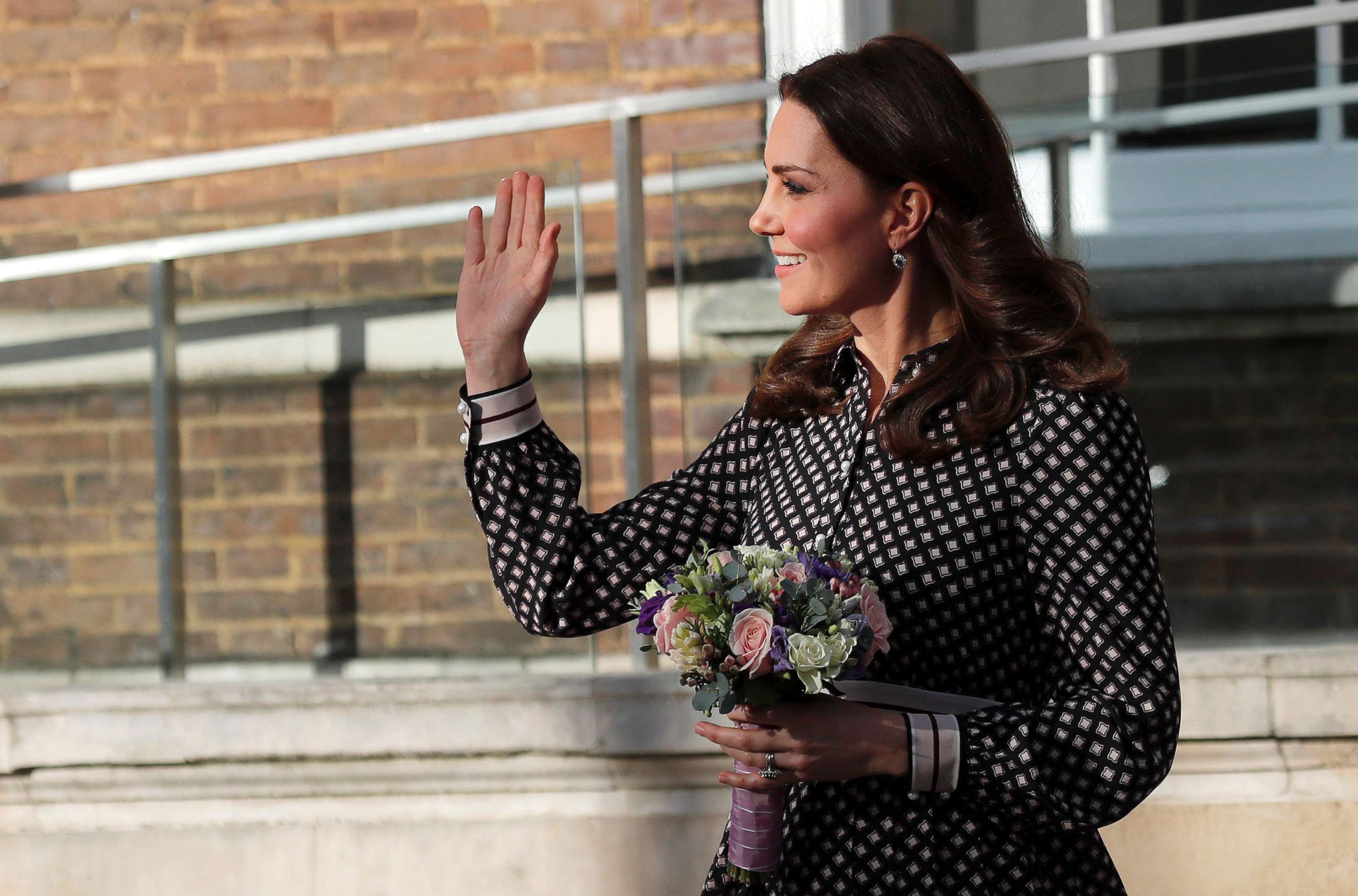 PHOTO: Britain's Kate, the Duchess of Cambridge, leaves the Foundling Museum in London, Nov. 28, 2017.