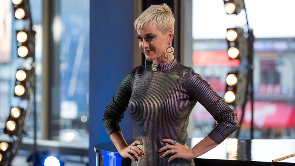 VIDEO: Katy Perry swoons over 'American Idol' contestant  