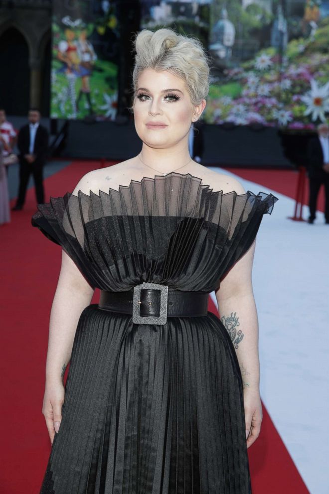 PHOTO: Kelly Osbourne arrives for the Life Ball 2018 at City Hall on June 2, 2018 in Vienna.