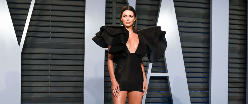 PHOTO: Kendall Jenner at the Vanity Fair Oscar Party, March 4, 2018, in Los Angeles.