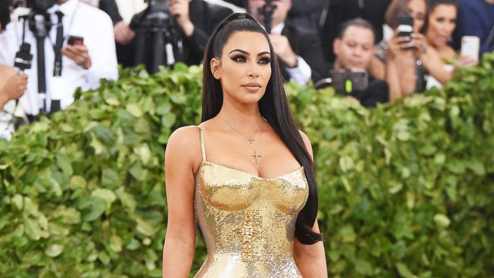 Inside the exclusive Met Gala 2018 with Kim Kardashian, Miley Cyrus and  more - ABC News