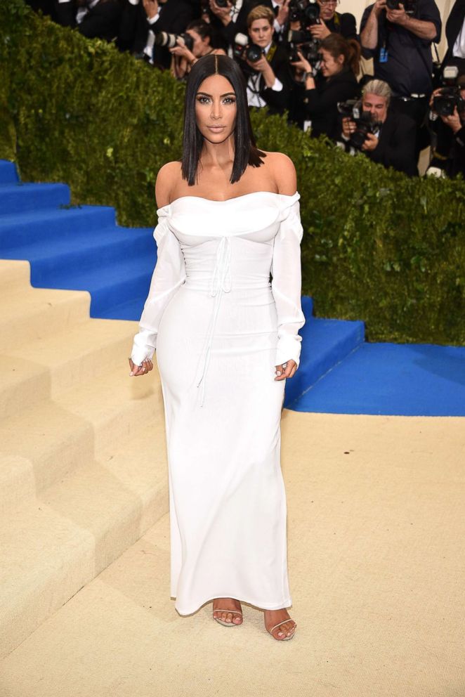 PHOTO: Kim Kardashian West attends the "Rei Kawakubo/Comme des Garcons: Art Of The In-Between" Costume Institute Gala at Metropolitan Museum of Art, May 1, 2017 in New York City.
