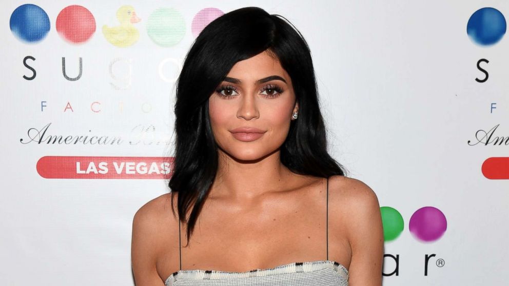 VIDEO:  Kylie Jenner's baby photo broke a record, 2018 Gerber Baby announced