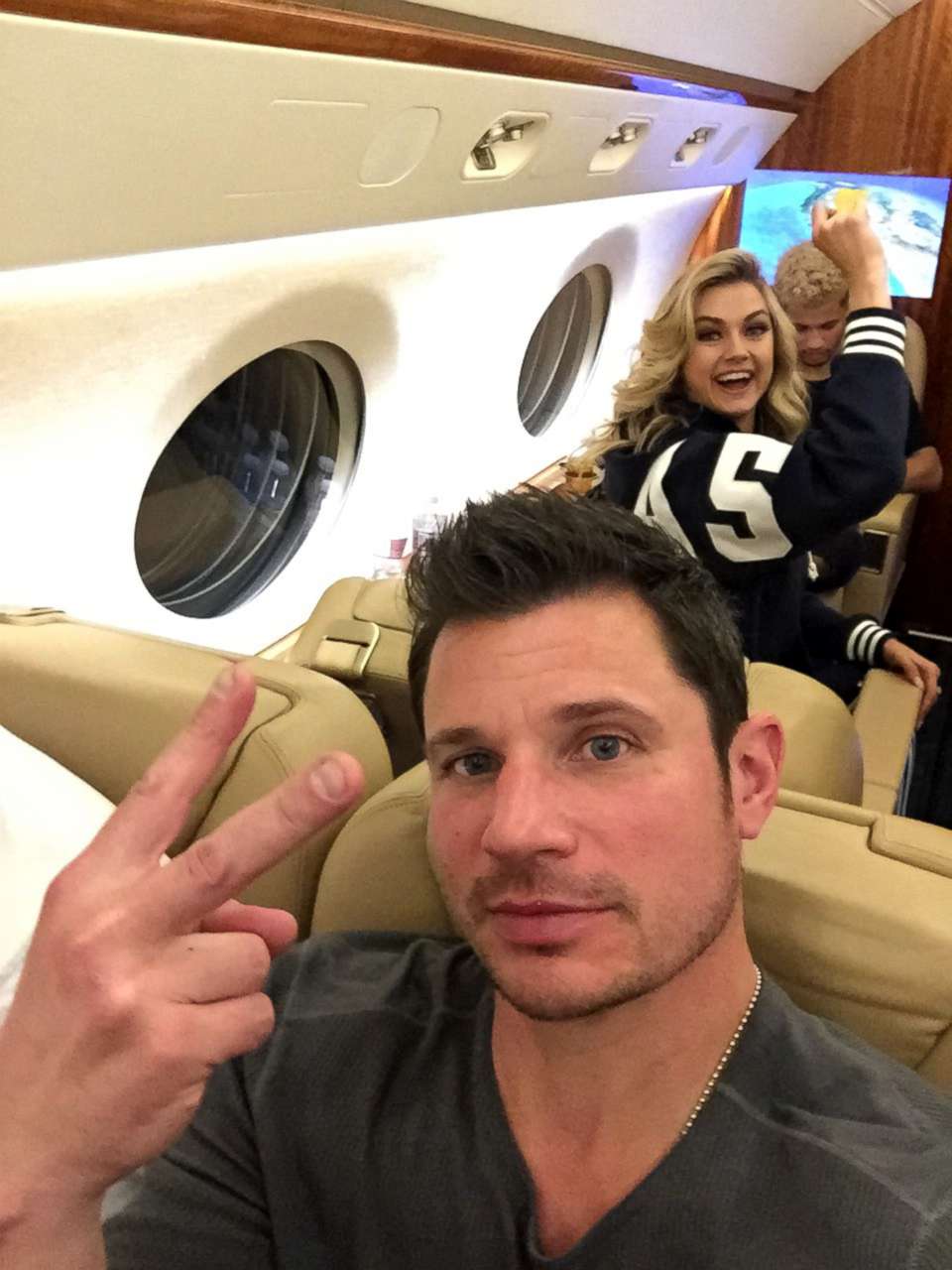 PHOTO: Nick Lachey was onboard with Lindsay Arnold and Jordan Fisher.