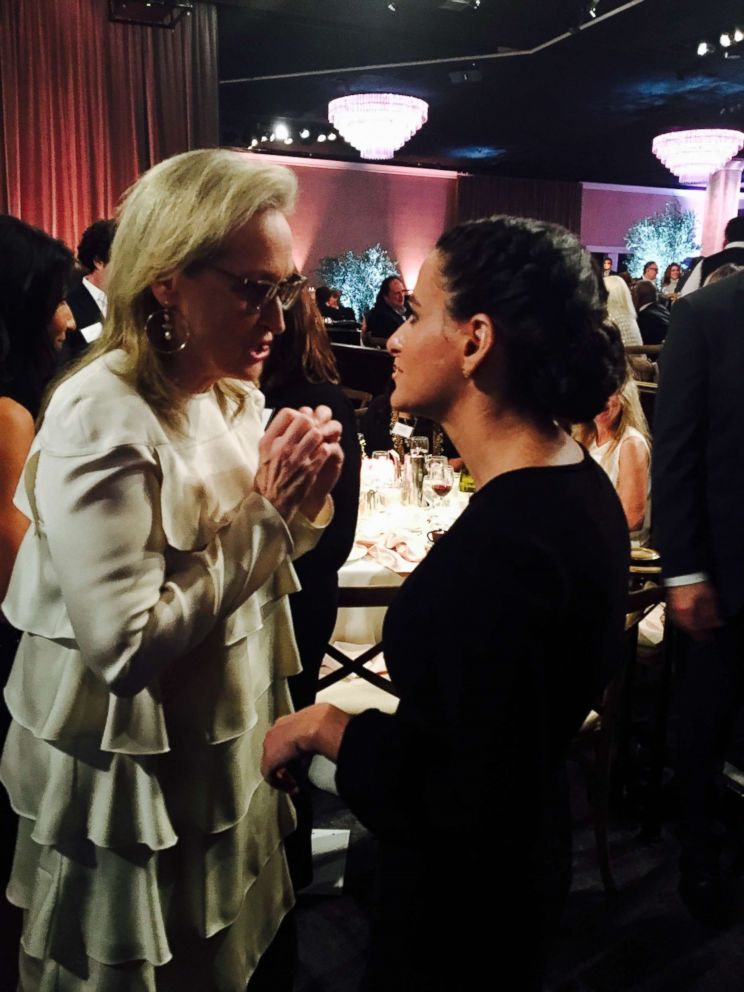 PHOTO: Laura Checkoway is seen meeting Meryl Streep.