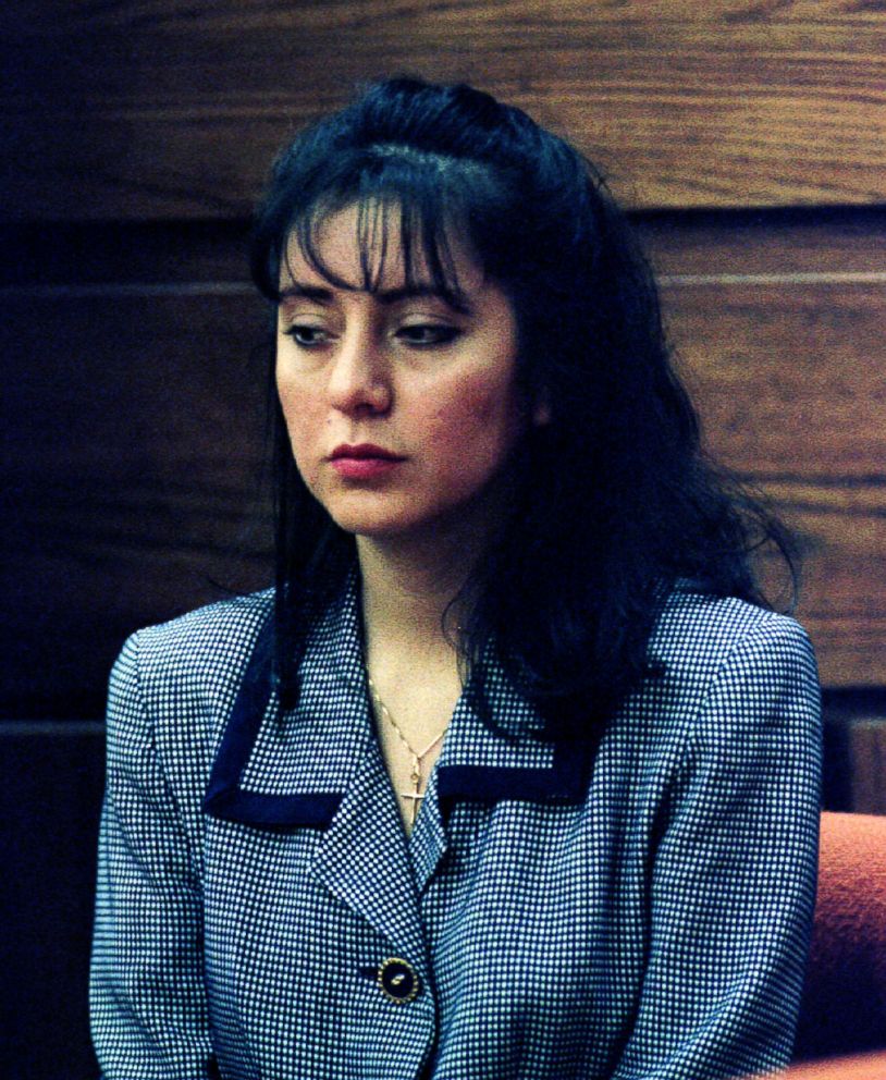 PHOTO: Lorena Bobbitt awaits the beginning of her malicious wounding trial at the Prince William Circuit Courthouse in Manassas, Va., Jan. 10, 1994.