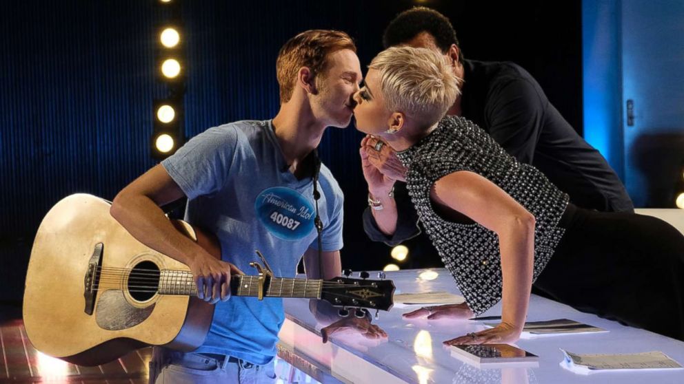 VIDEO: Katy Perry swoons over 'American Idol' contestant  