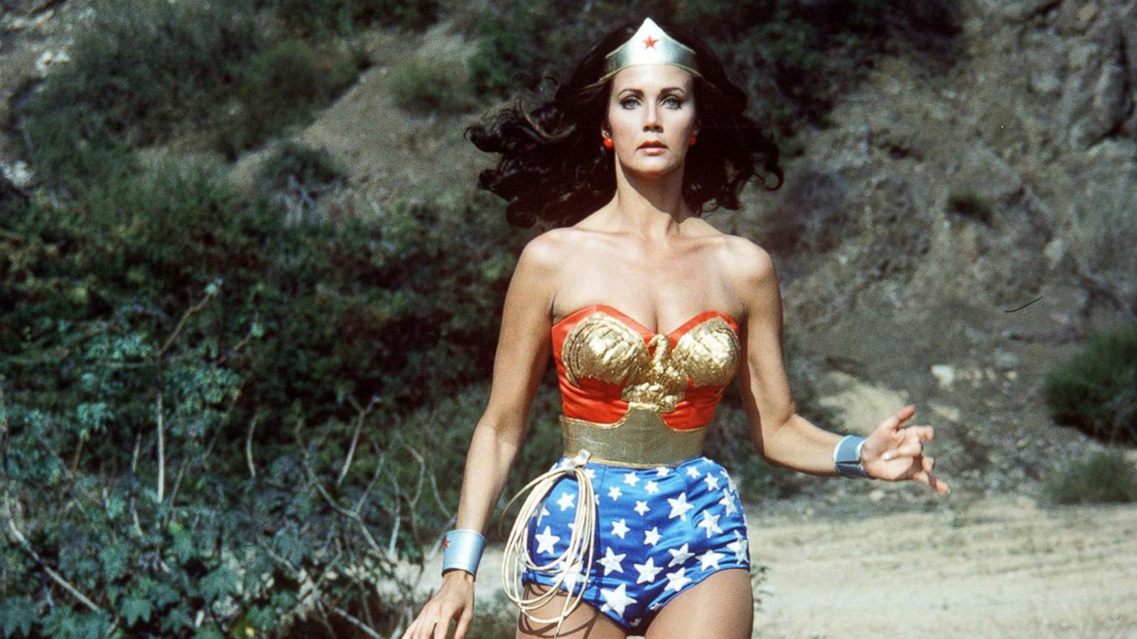 Lynda Carter as Wonder Woman on the beach (1080p) 