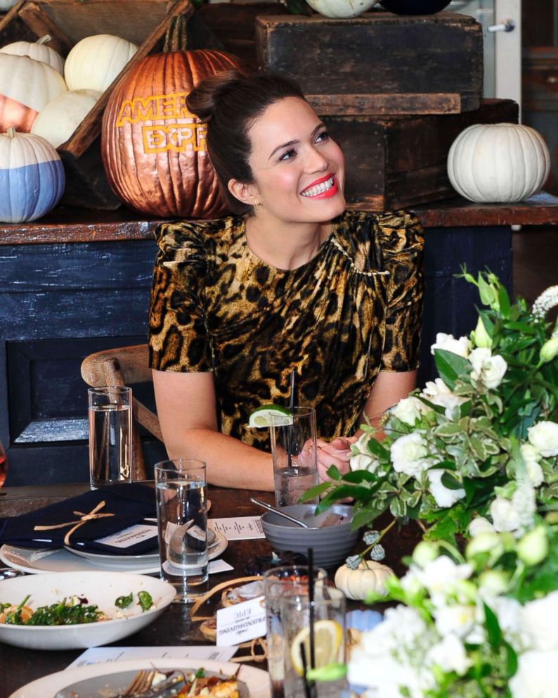 PHOTO: Mandy Moore celebrates Friendsgiving with the American Express Blue Cash Everyday Card on November 9, 2017 at the Eveleigh in Los Angeles.