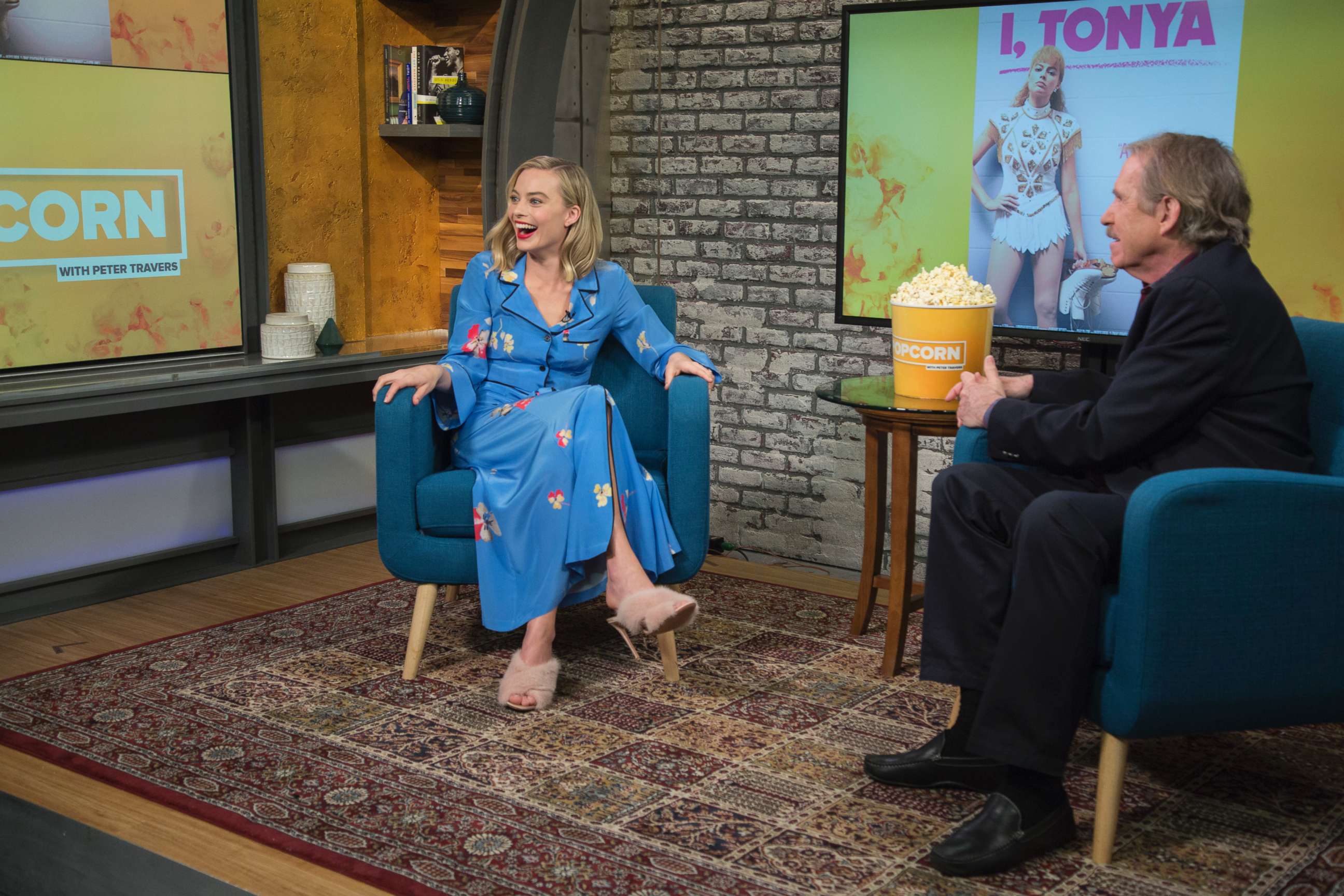 PHOTO: Margot Robbie found out about her SAG Awards best actress nomination for "I, Tonya" during her interview on ABC News' "Popcorn With Peter Travers."