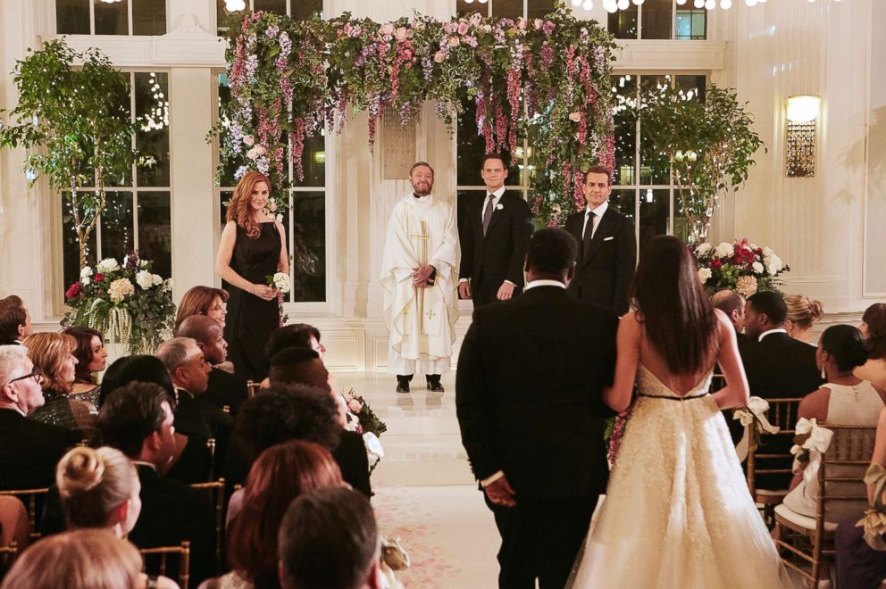 PHOTO: Meghan Markle walks down the aisle on the season finale of "Suits."