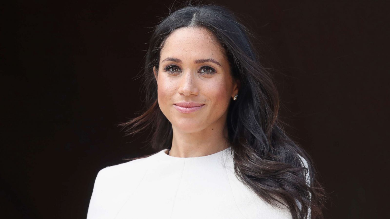 PHOTO: Meghan, Duchess of Sussex visit Chester Town Hall, June 14, 2018, in Chester, England.