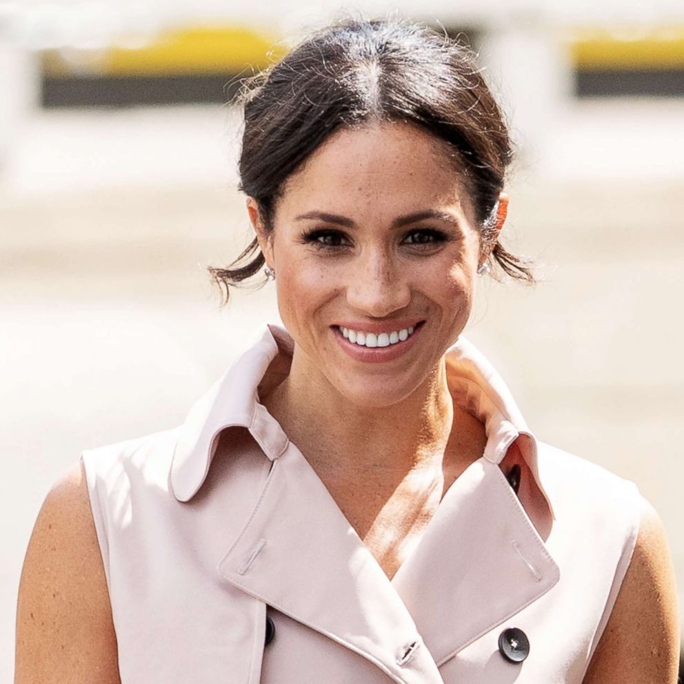 VIDEO: Meghan Markle's not just blushing as a bride