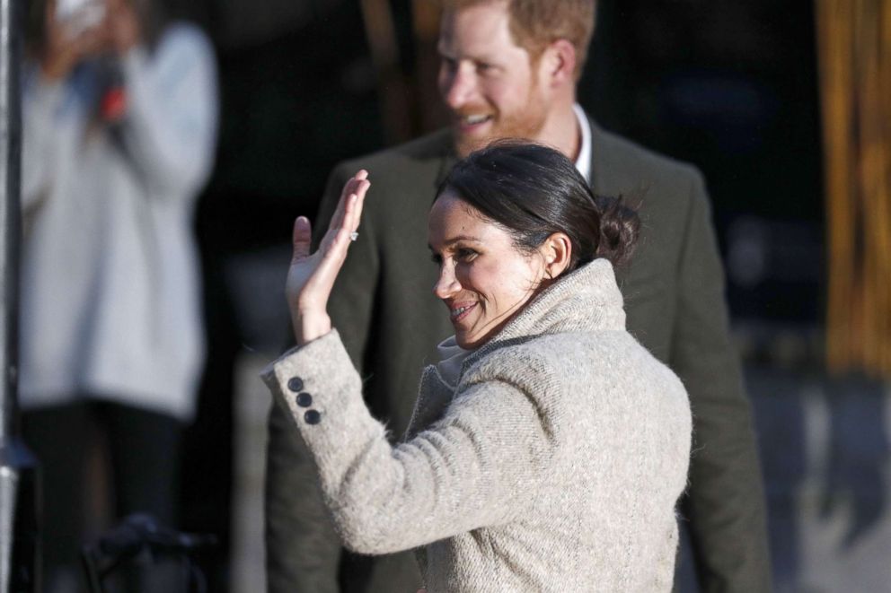 PHOTO: Britain's Prince Harry's fiance, U.S. actress Meghan Markle, waves to well-wishers as they leave after a visit to Reprezent 107.3FM community radio station in Brixton, south west London, Jan. 9, 2018. 