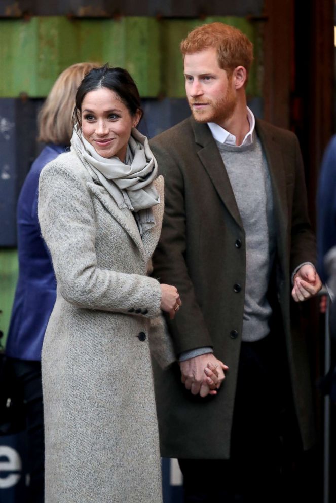 PHOTO: Prince Harry (R) and his fiancee Meghan Markle visit Reprezent 107.3FM, Jan. 9, 2018 in London.