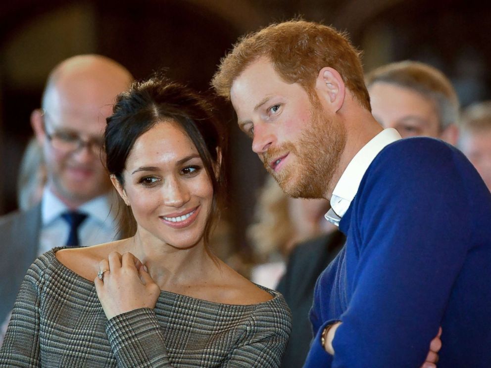 PHOTO: Prince Harry and his fiancée Meghan Markle attend a Jukebox Collective dance performance during a visit to Cardiff Castle in Cardiff, South Wales, on January 18, 2018.