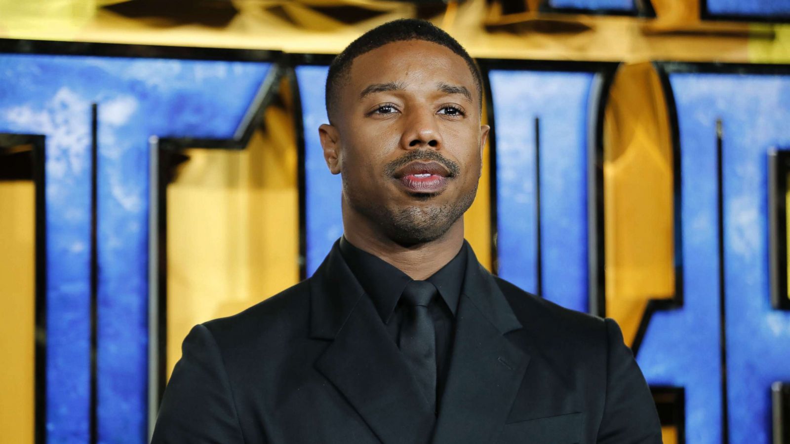 Michael B. Jordan offers to replace fan's retainer after she broke it  watching him shirtless in 'Black Panther' - Good Morning America