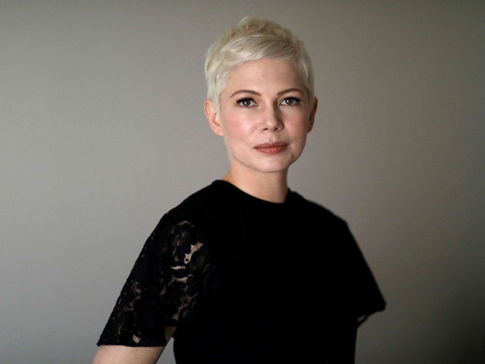 PHOTO: Michelle Williams poses for a portrait while promoting the movie All the Money in the World in Los Angeles, Dec. 16, 2017.