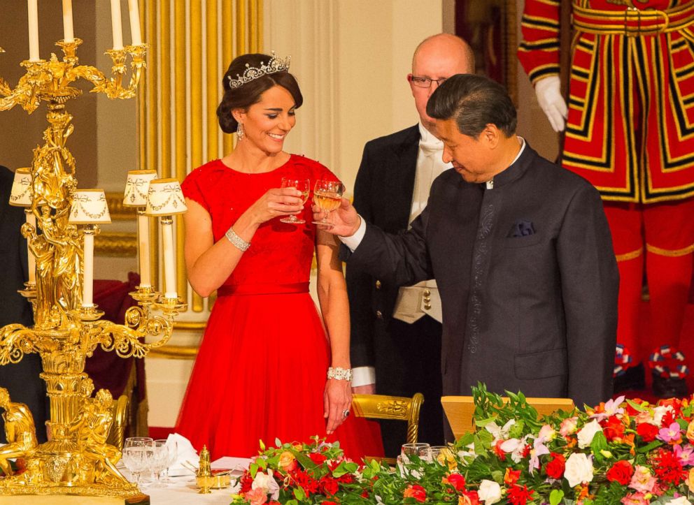 PHOTO: Chinese President Xi Jinping and Catherine, Duchess of Cambridge attend a state banquet at Buckingham Palace, Oct. 20, 2015, in London.