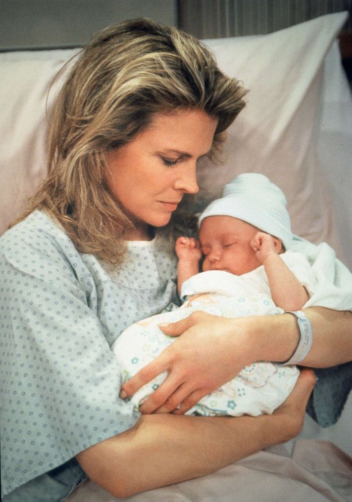 PHOTO: Candice Bergen is pictured with an infant in the "Birth 101" episode of "Murphy Brown," that aired May 18, 1992.
