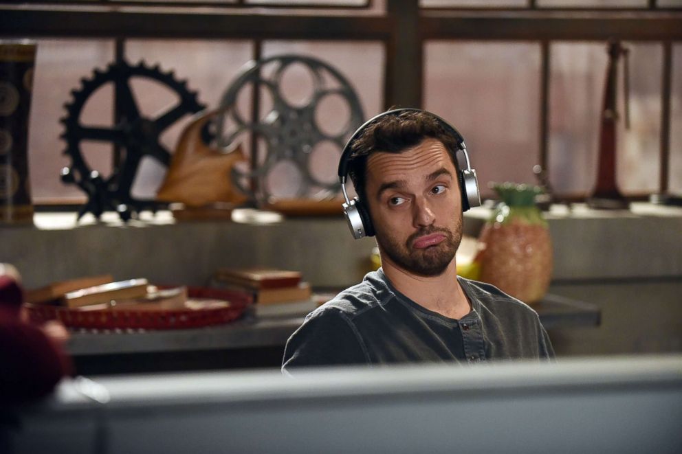 PHOTO: Jake Johnson makes a face in the "Cubicle" episode of "New Girl," Jan. 10, 2016.